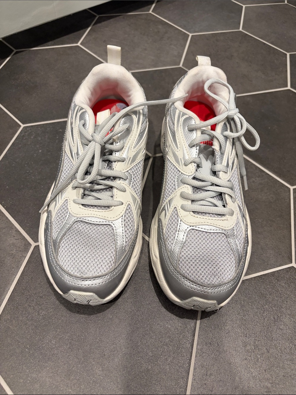 PUMA Women's Milenio Tech Running Shoes Size 8.5